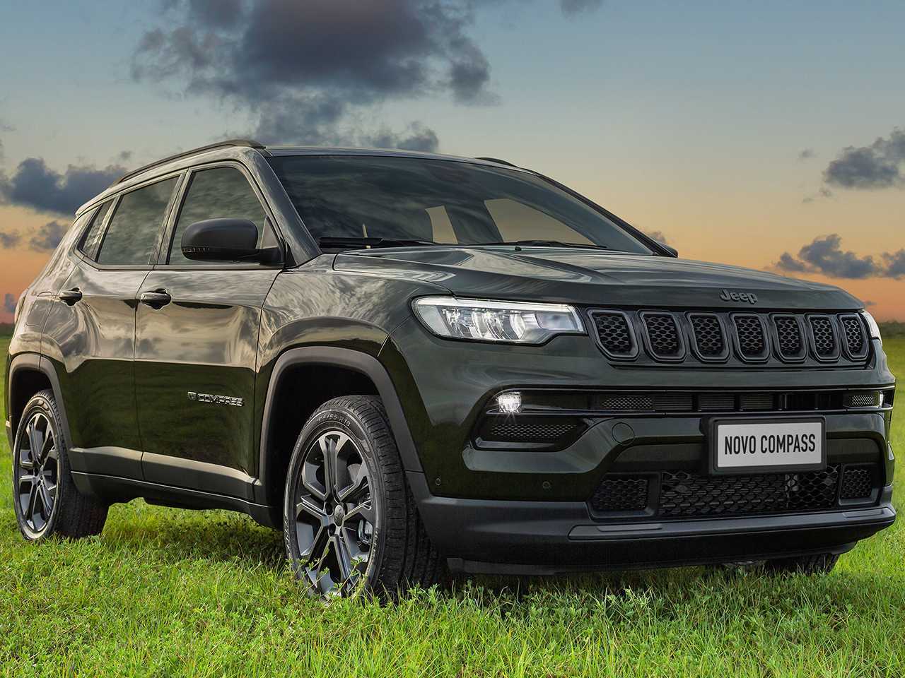 Aguardar o faturamento de um Compass 80 Anos ou esperar a linha 2023 do SUV?