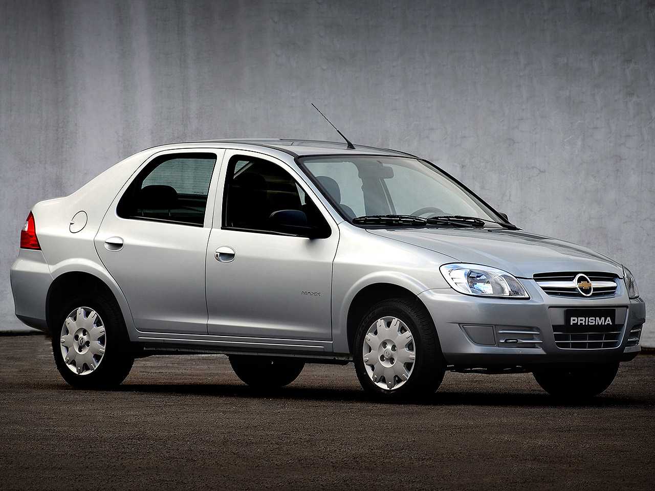 Chevrolet Prisma 2009 vale a pena para o dia a dia?