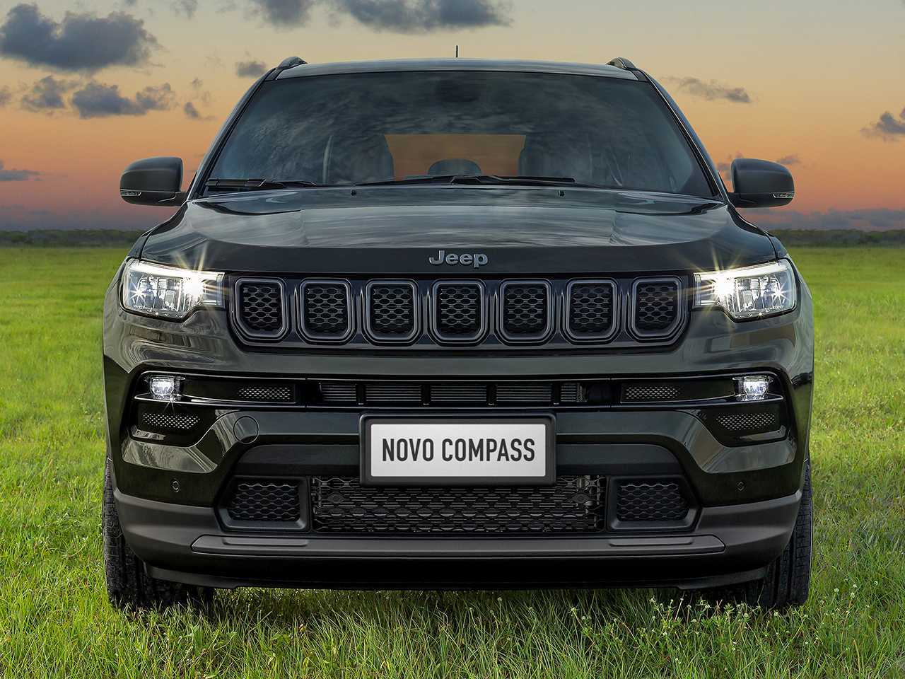 Compass Série S 2021 ou um Compass 80 Anos turbo flex 2022?