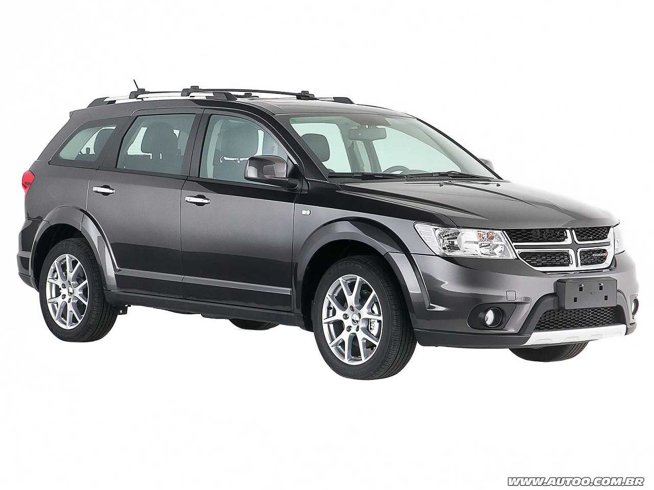 Dúvida entre irmãos: Dodge Journey ou Fiat Freemont?