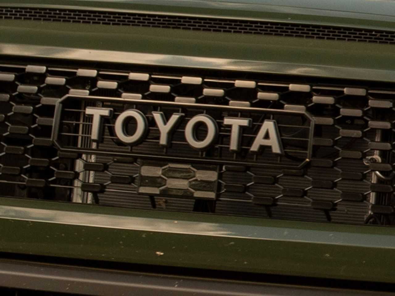 Dúvida na gama Toyota para PcD: Etios, Etios Sedã ou Yaris?