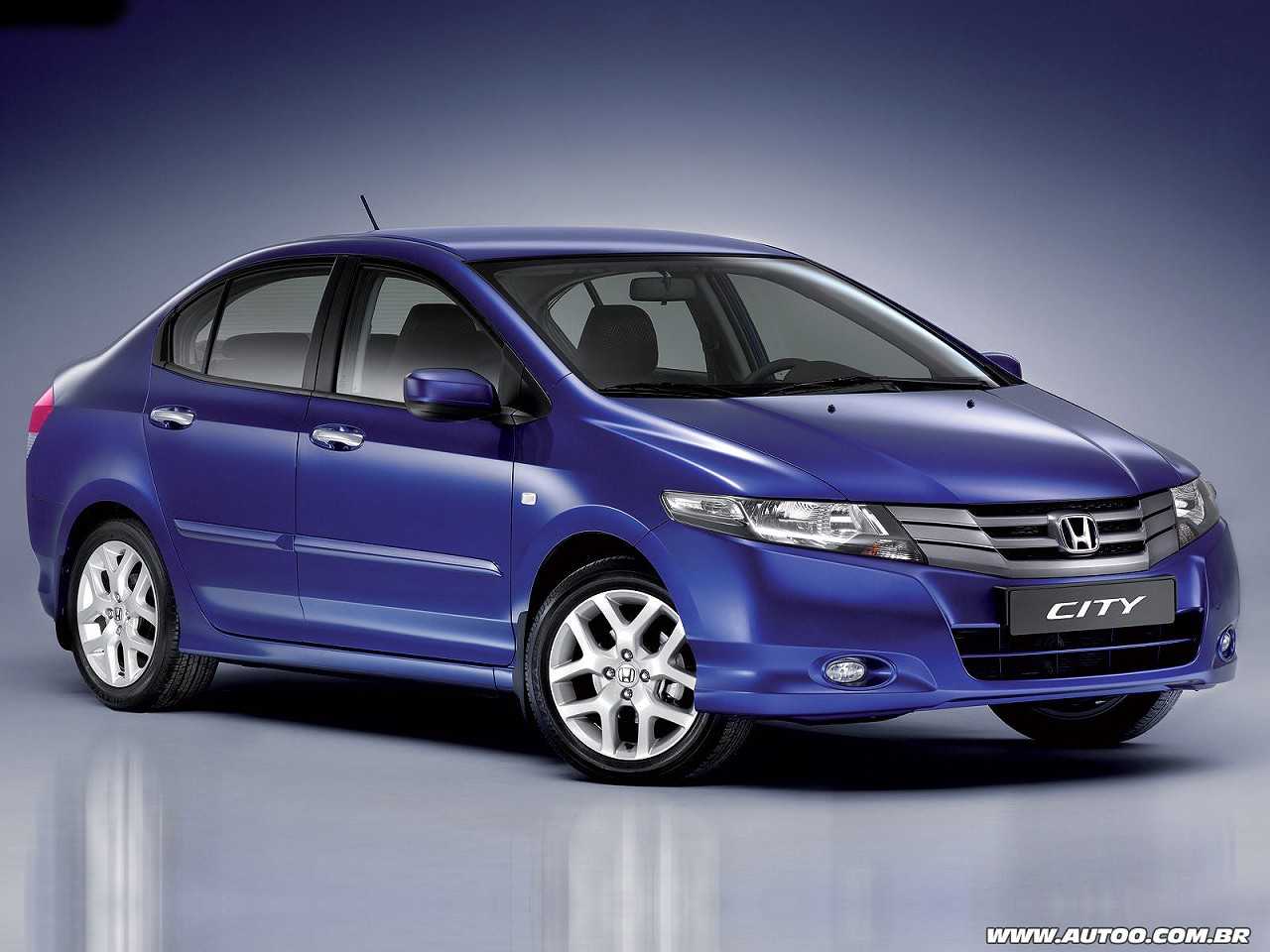 Entre Honda Fit, Honda City e Renault Duster