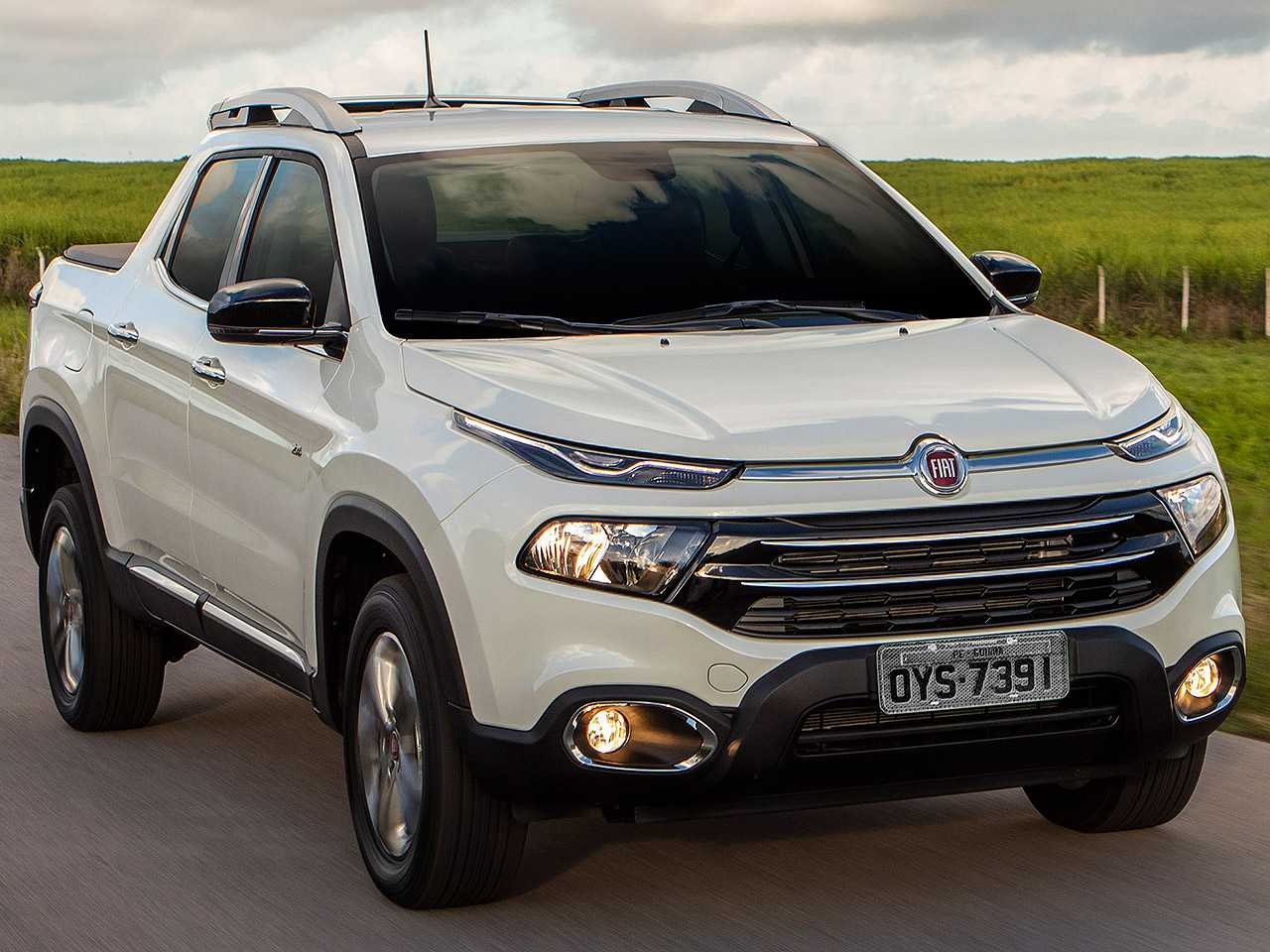 Escolhendo uma Fiat Toro usada: optar pela 1.8 flex ou a 2.4 Tigershark?