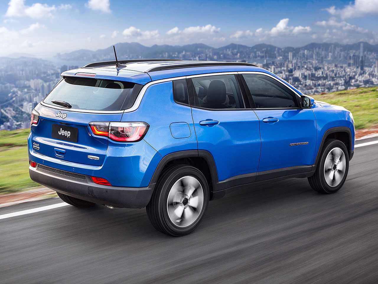Jeep Compass Longitude 1.3 turbo 2022 ou um Longitude diesel 2019?
