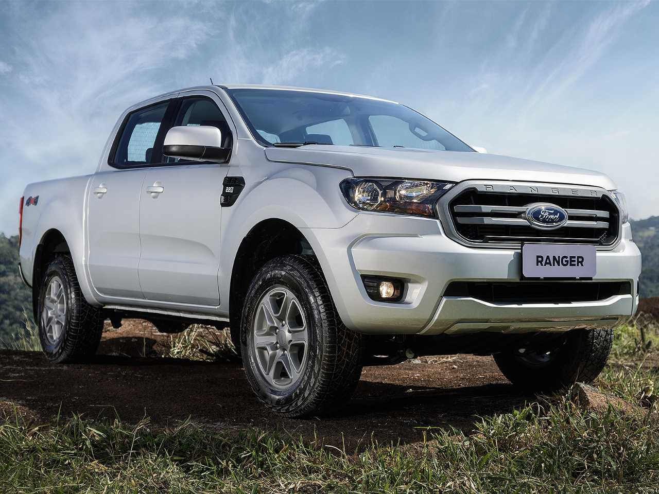 Linha Ranger: optar pela versão 2.5 flex 4x2 ou a XLS 4x4 diesel automática?