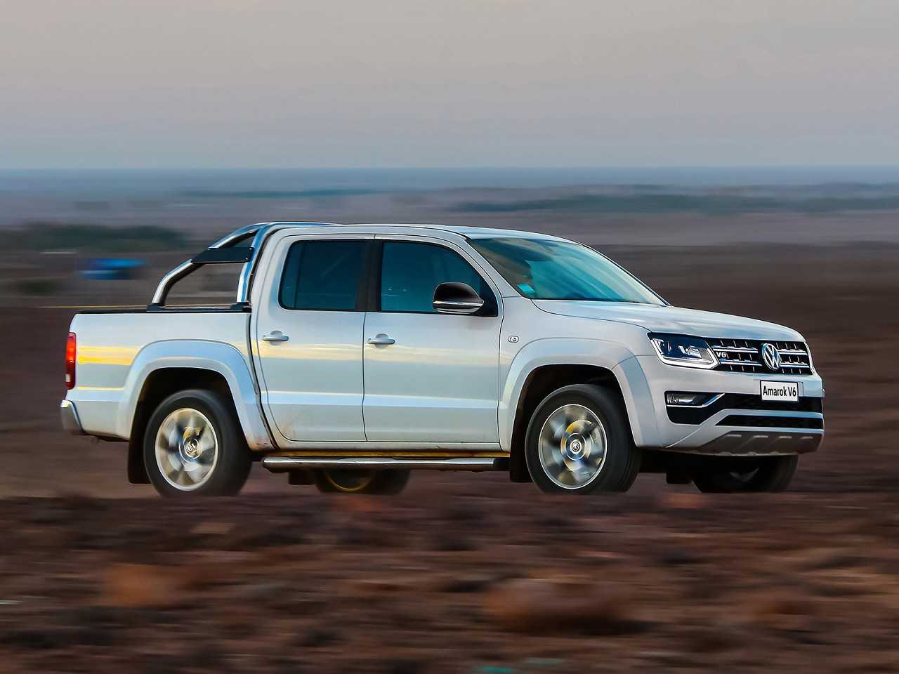 Qual VW Amarok escolher: 2.0 biturbo ou a V6?