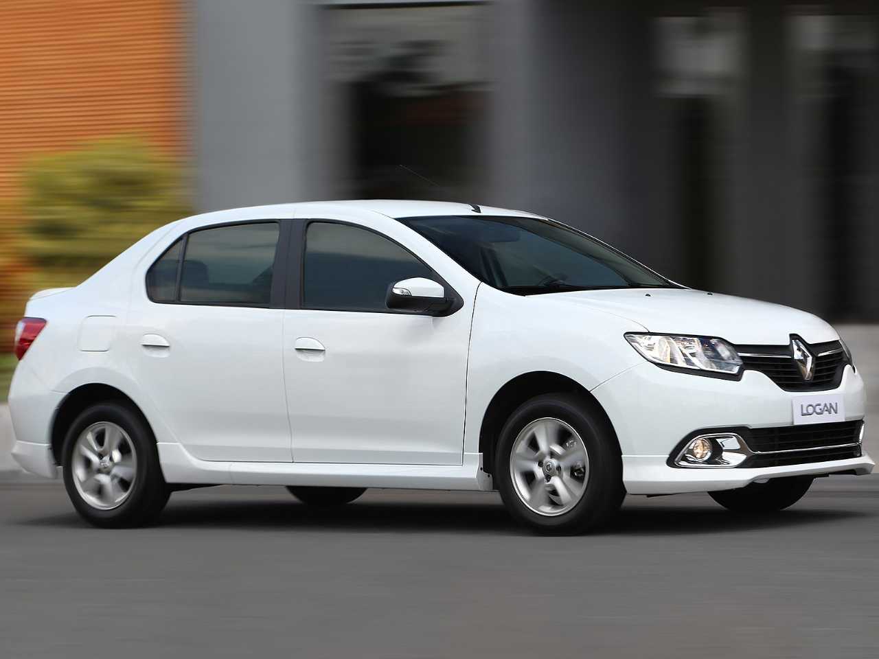 Sugestão de sedan econômico, equipado e barato