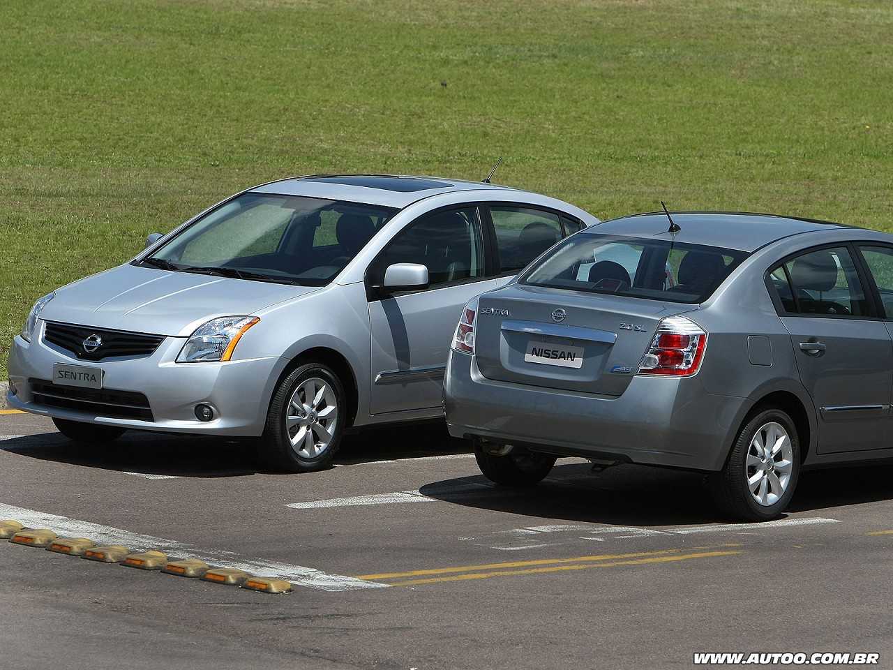 Um Honda Fit 2011 ou um Nissan Sentra S 2010?