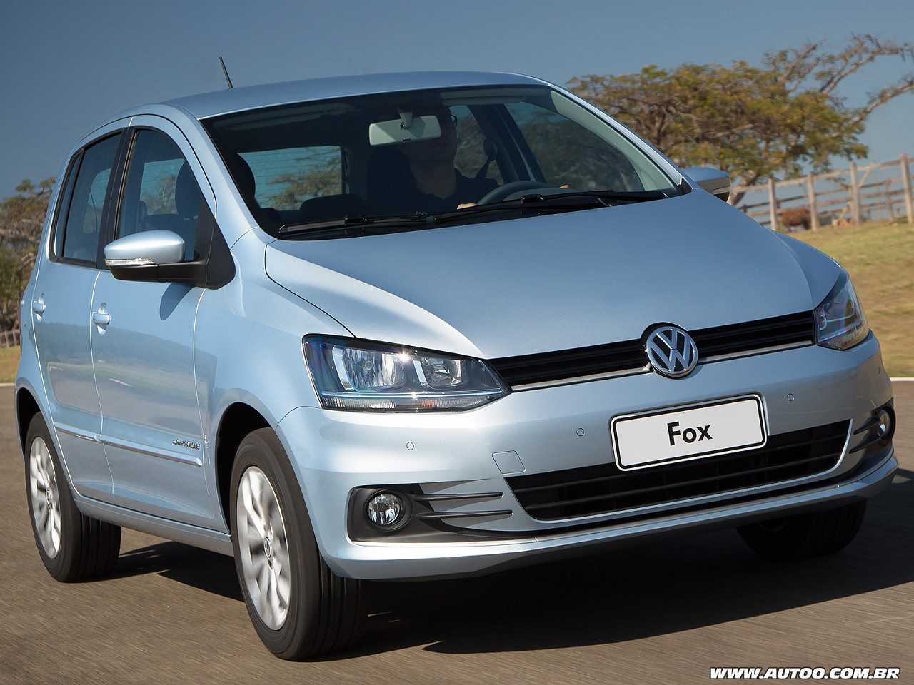 VW Fox usado: optar por um Comfortline 2018 ou um Connect 2019?