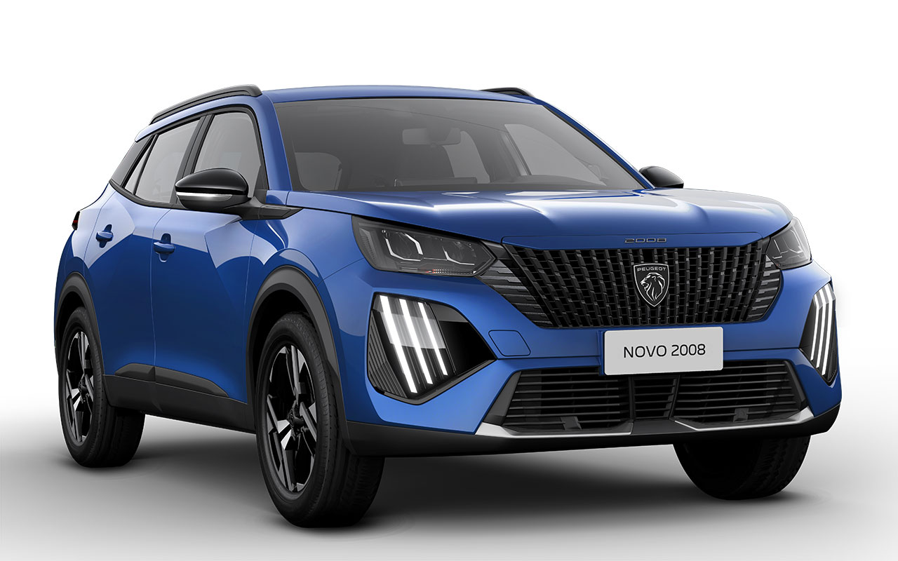 Peugeot 2008 Active azul visto de frente e de lado