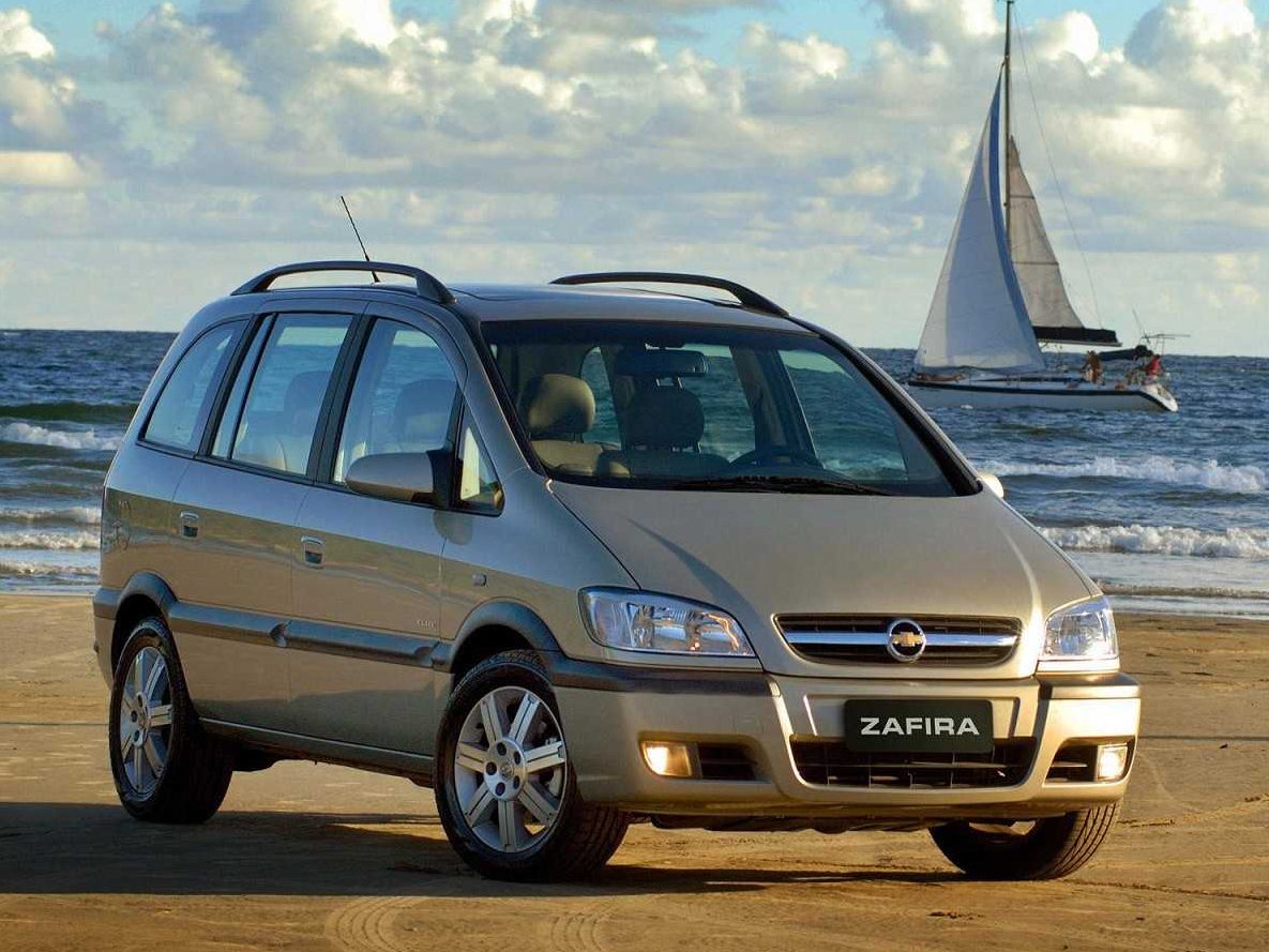 Comprar um Chevrolet Spin 7 lugares ou voltar para uma Zafira?