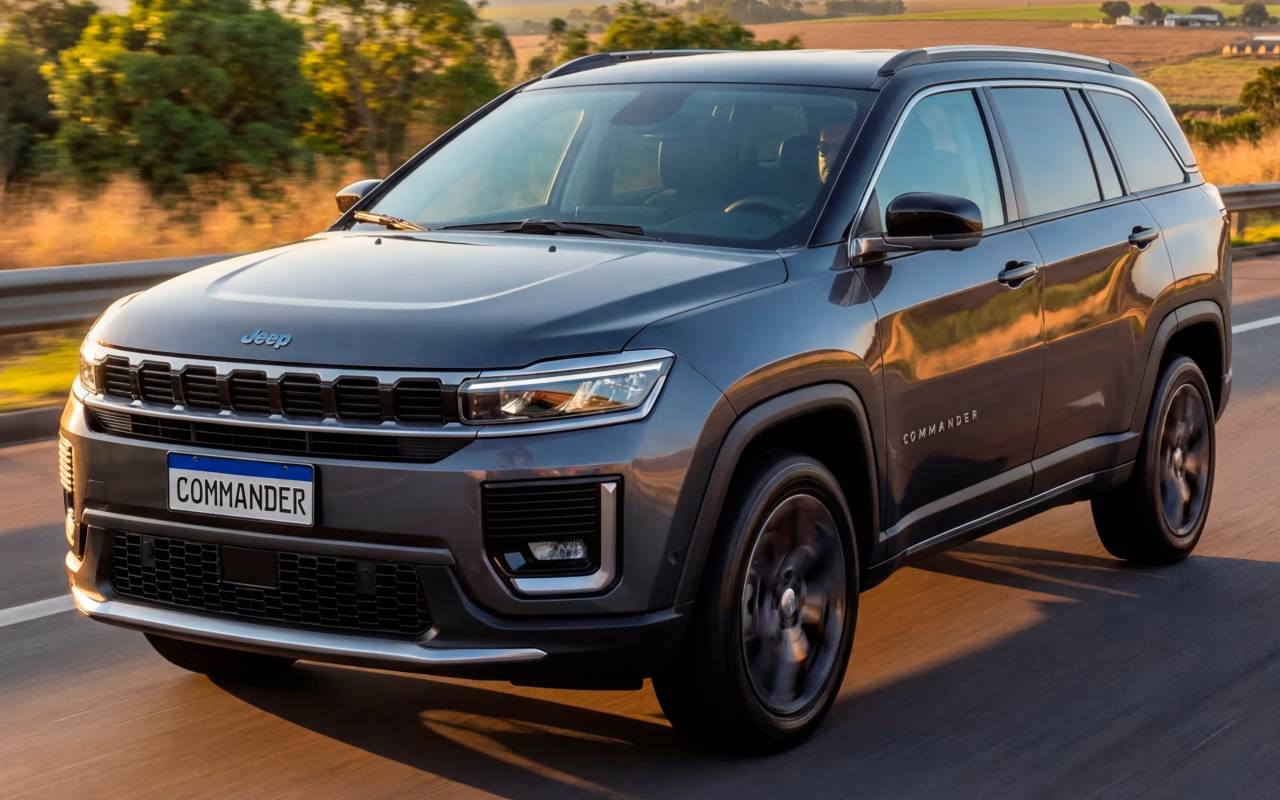 Jeep Commander Longitude em vista de três quartos traseira
