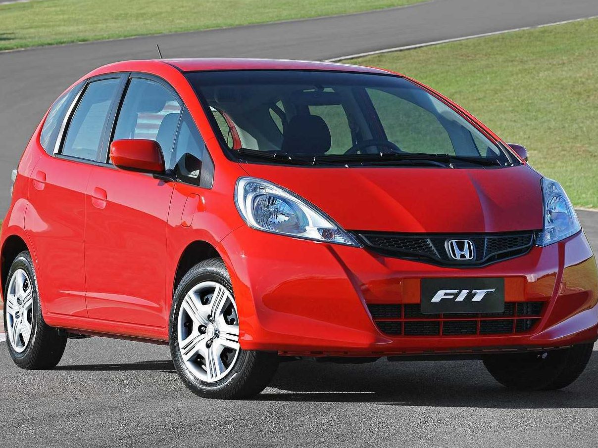 Honda Fit, Peugeot 208 ou Citroën C3?