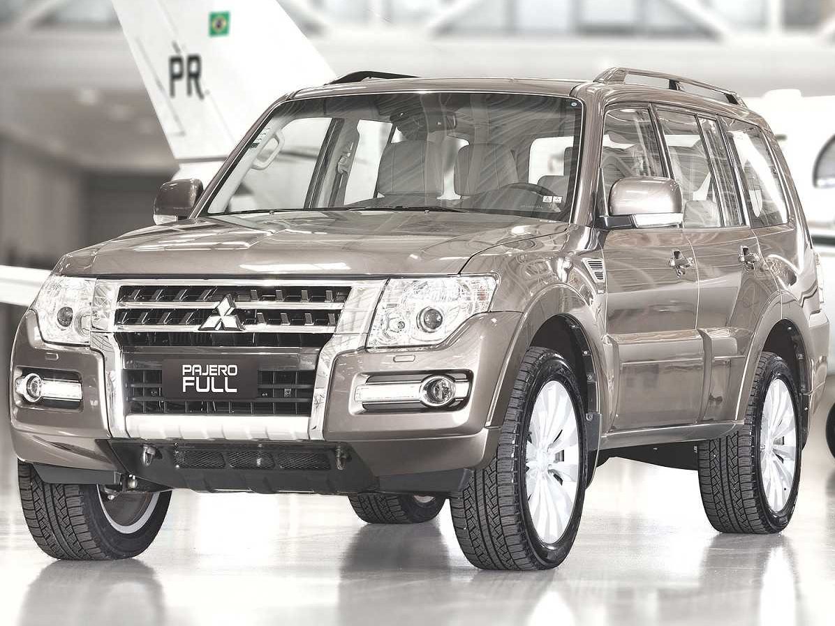 Escolhendo entre dois Mitsubishi Pajero