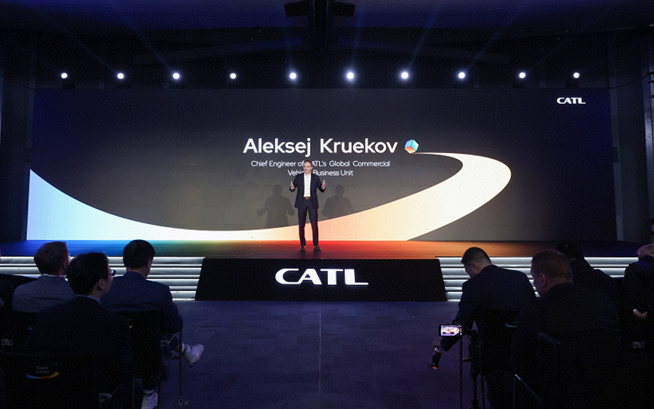 Apresentação da CATL em evento de tecnologia para veículos comerciais