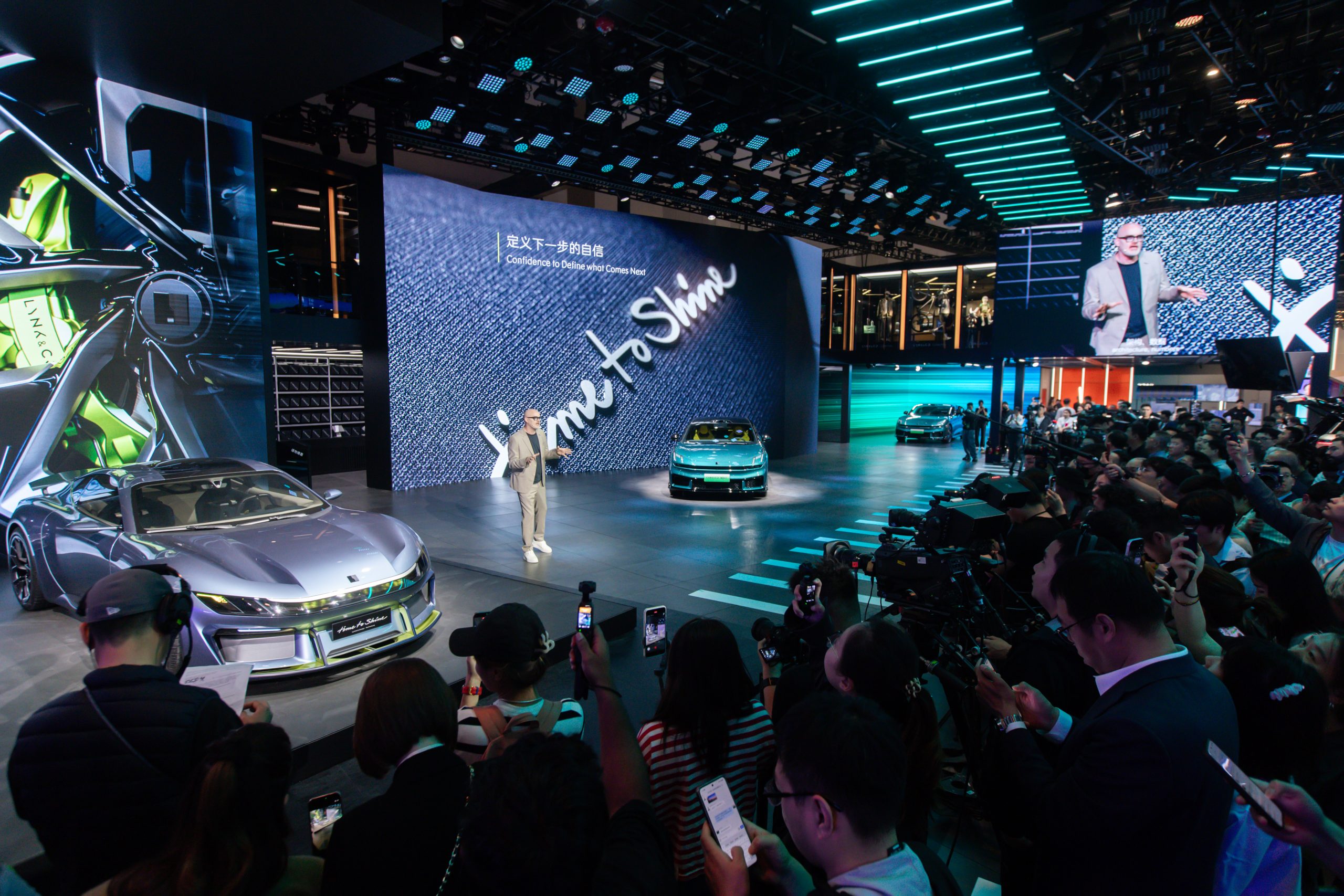 Lynk & Co 900 em imagem oficial de divulgação