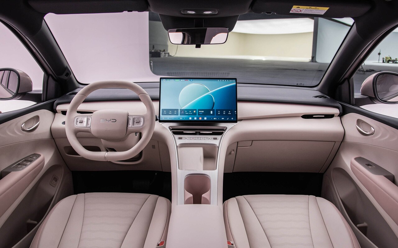 Painel e cabine do novo BYD Seagull