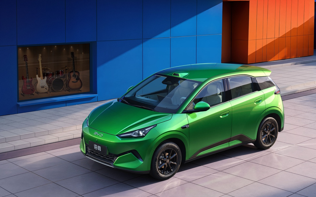 Imagem oficial do novo BYD Dolphin Mini verde, chamado Seagull na China